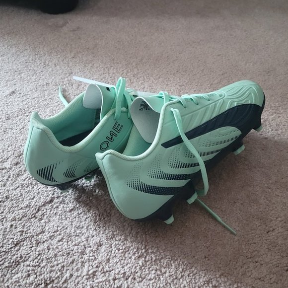 Puma | Mint Soccer Cleats Size 4.5 US - Picture 2 of 5